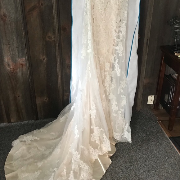 NEW / NWT MAGGIE SOTTERO Bronwyn #12623 - Picture 4 of 5